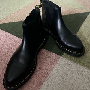 Dr. Martens Chelsea Boots
